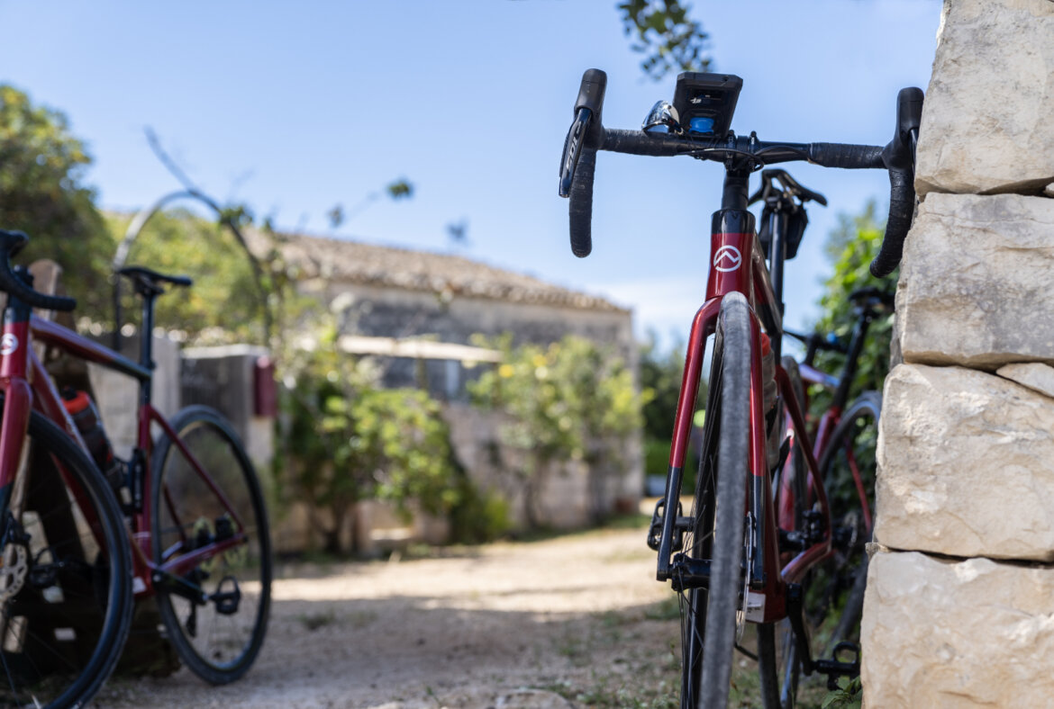 What Makes a Gravel Bike Different from a Road or Hybrid Bike - Ride Your Life - Italy bike tours
